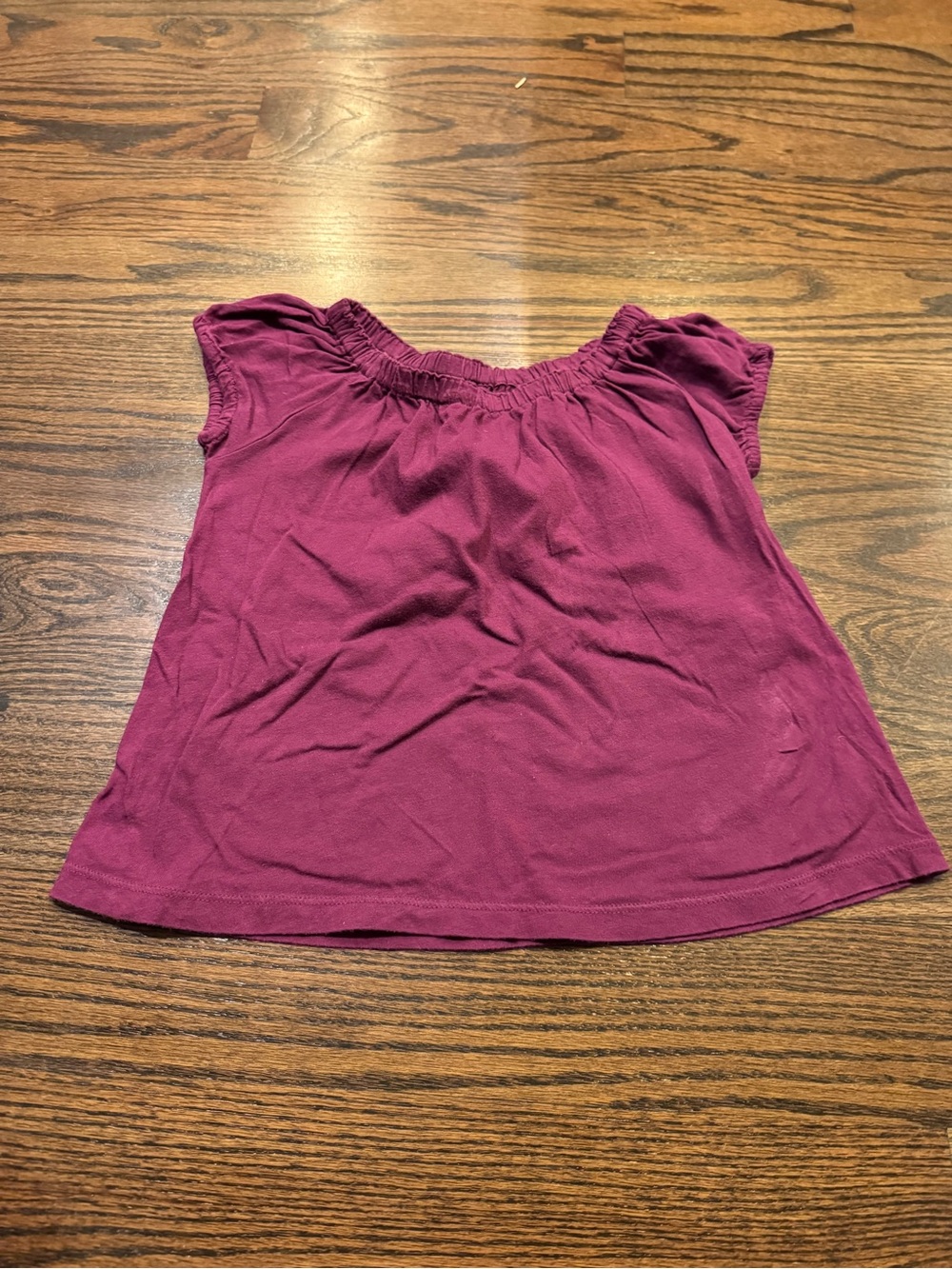 GAP Girls Short Sleeve Off-Shoulder Tee in Plum